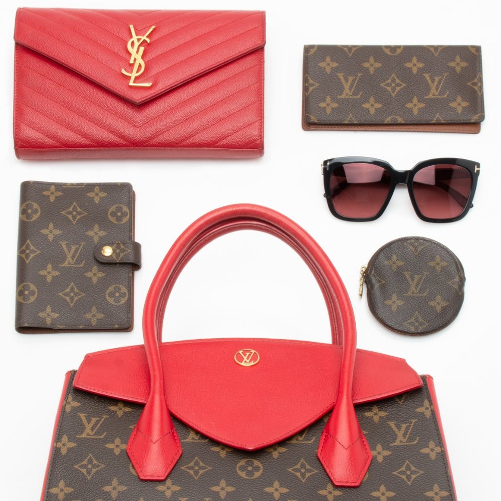 Bag Borrow or Steal - Authentic Luxury Handbags & Accessories - Picture 12 of 16